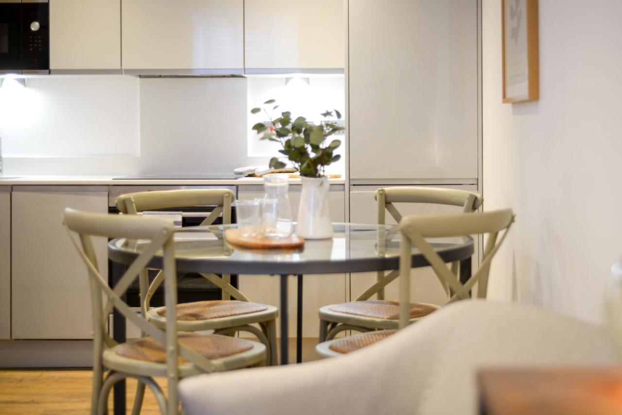 Concorde House Luxury Apartments - Честер Экстерьер фото