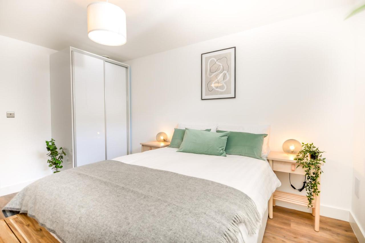 Concorde House Luxury Apartments - Честер Экстерьер фото