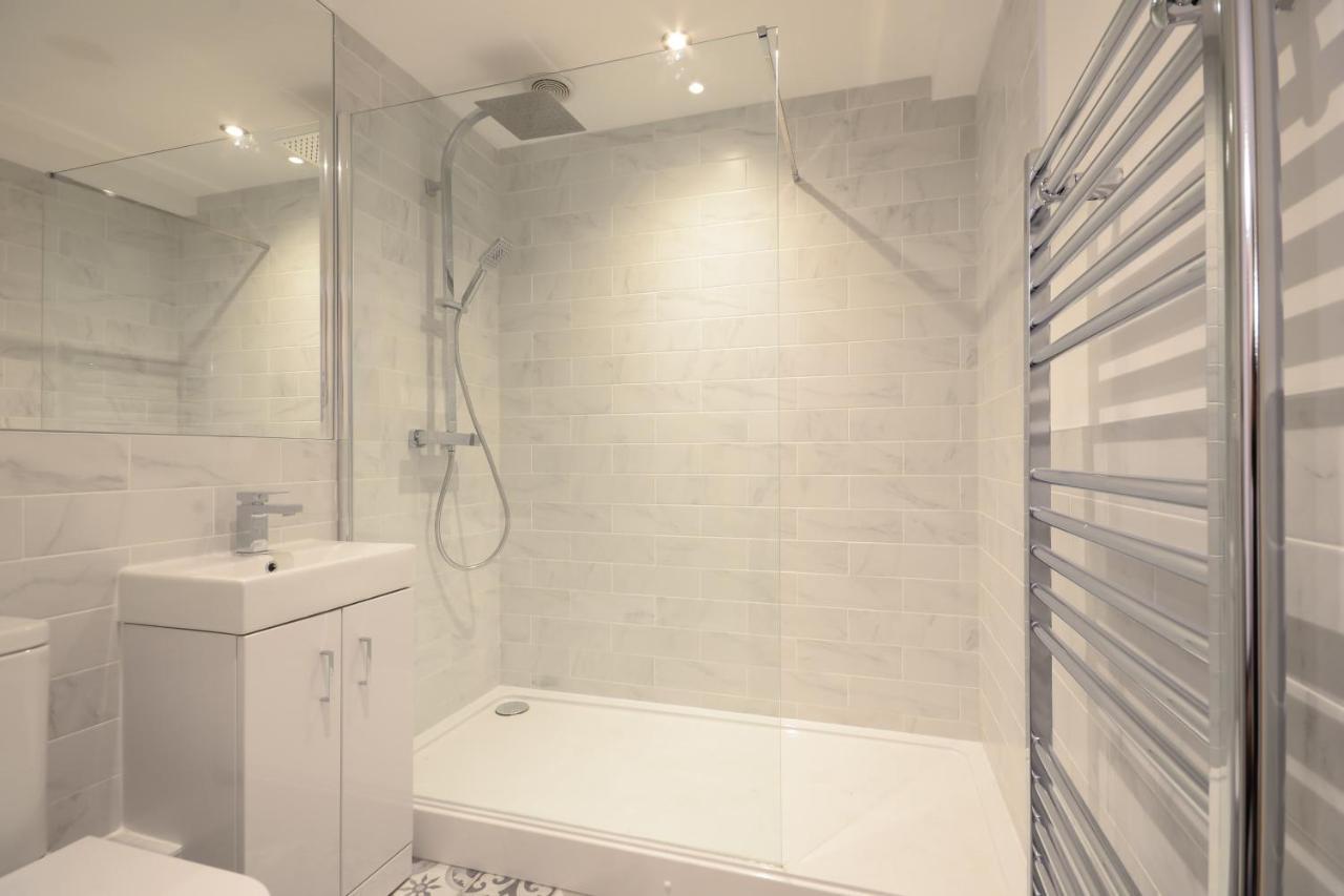 Concorde House Luxury Apartments - Честер Экстерьер фото