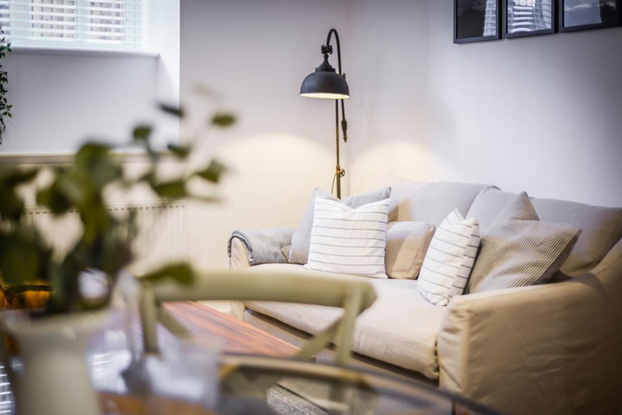 Concorde House Luxury Apartments - Честер Экстерьер фото
